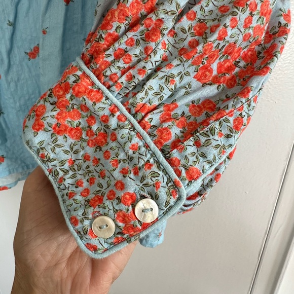 Floral Patterned Blouse - Picture 6 of 6